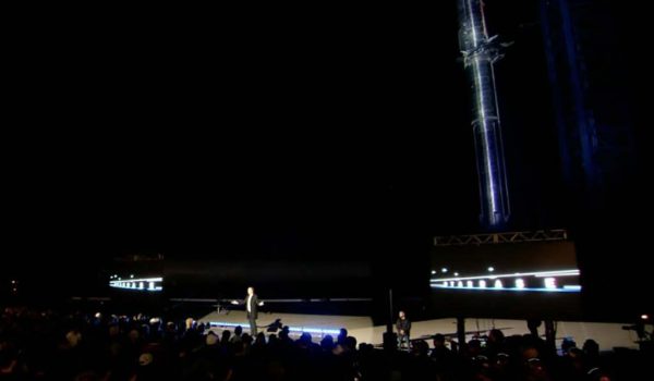 نمایش روند پرتاب موشک غول‌پیکر استارشیپ توسط ایلان ماسک