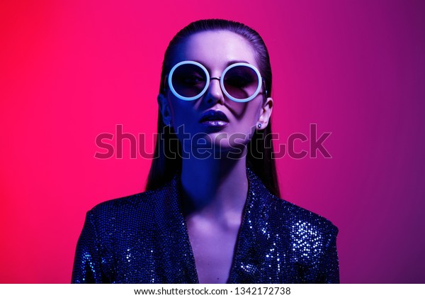 دانلود رایگان shutterstock_1342172738