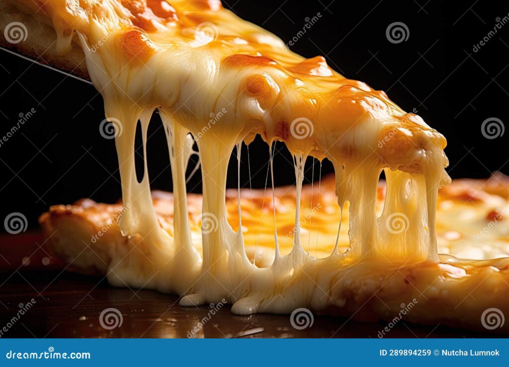 نمای نزدیک وسوسه انگیز از برداشتن تکه پیتزا پنیری، جایی که پنیر مذاب و مذاب رشته های طولانی و لذیذی را تشکیل می دهد و با کشش دهن آورش جوانه های چشایی شما را وسوسه می کند. هوش مصنوعی مولد-دانلود رایگان 